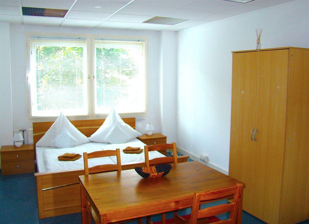 Auberge de jeunesse Near Brandenburg Gate - &